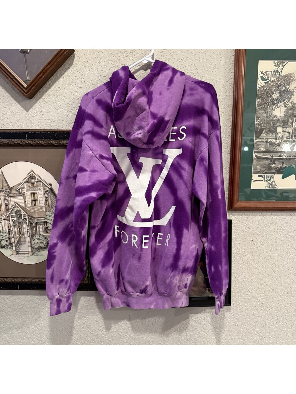 A holes Live Forever Designer Purple Tie Dye Funny Hoodie Size Men’s Medium